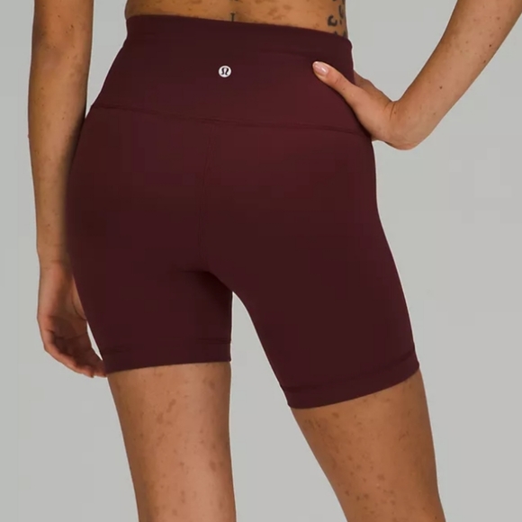 Lululemon Wunder Train Short 6" Size 4 - Picture 2 of 8